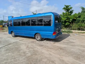 Hyundai County 2016 Blue
