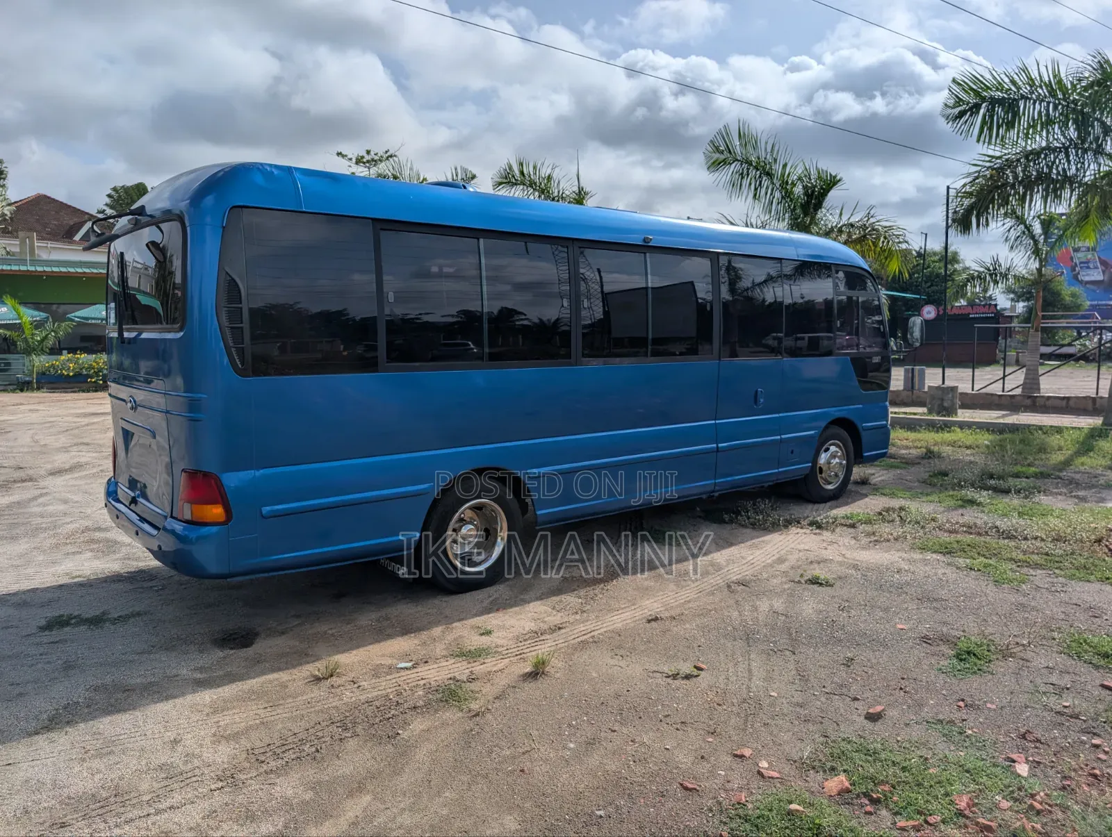 Hyundai County 2016 Blue