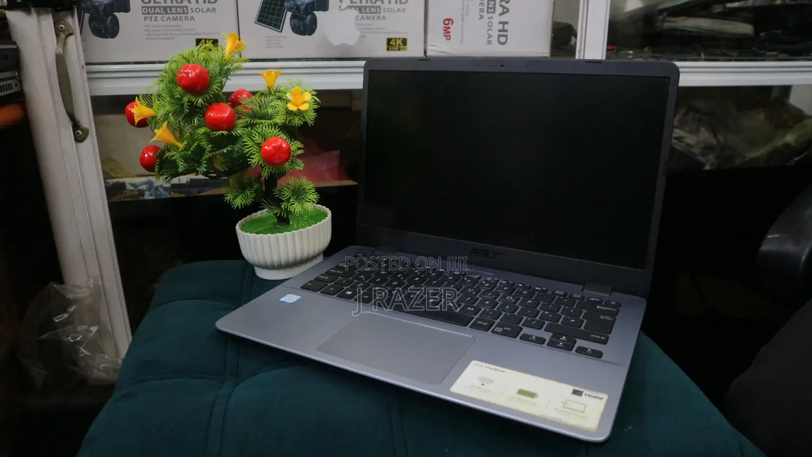 Laptop Asus VivoBook S13 S330UN 8GB Intel Core i3 SSD 128GB