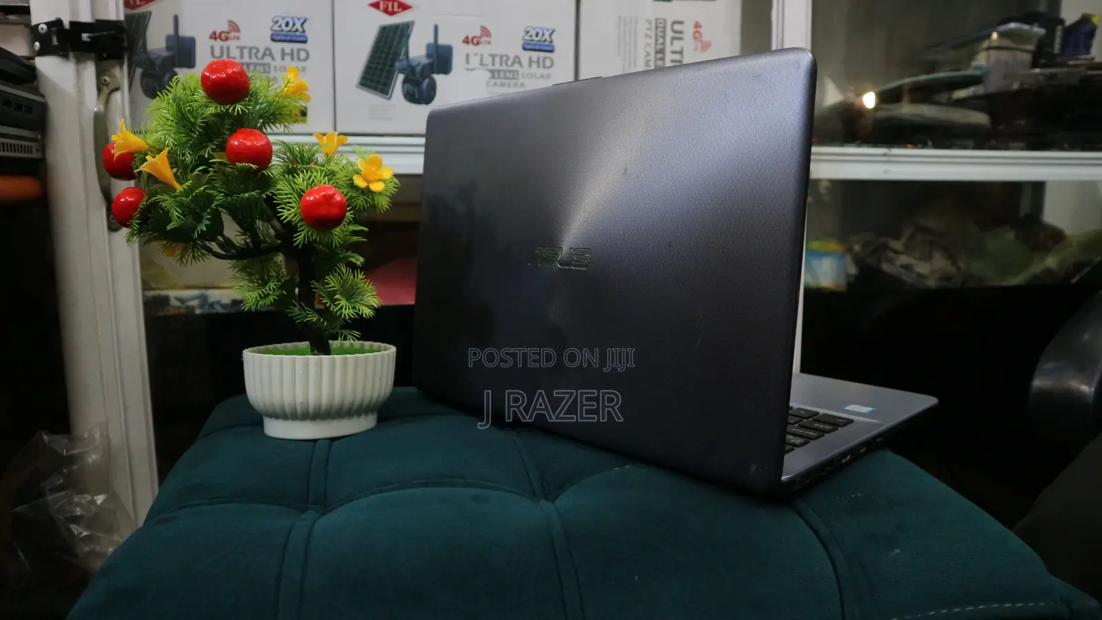 Laptop Asus VivoBook S13 S330UN 8GB Intel Core i3 SSD 128GB