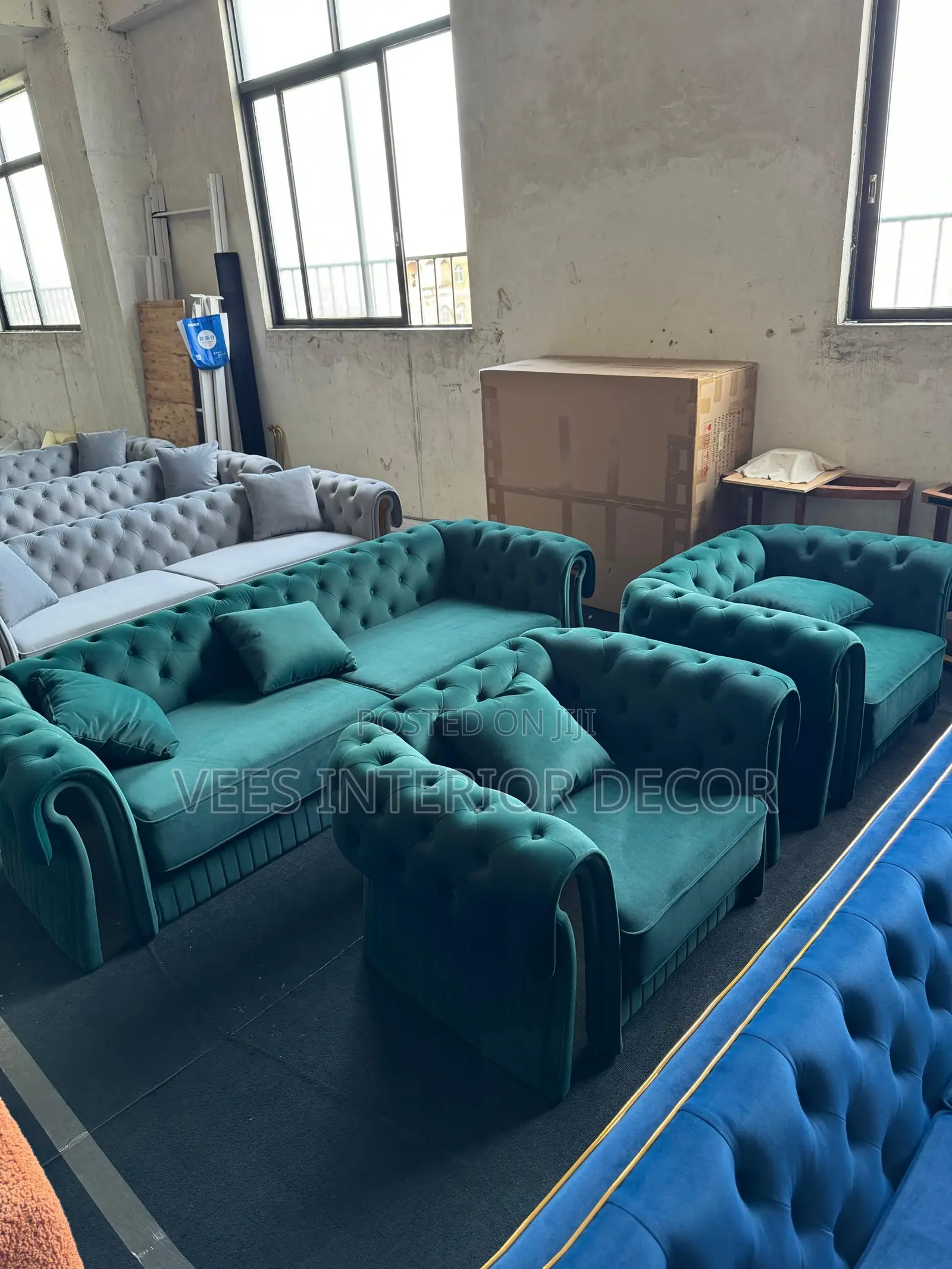 Modern Sofa Set