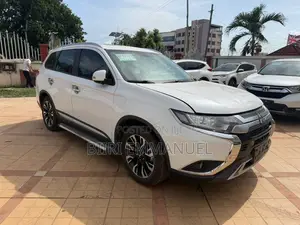 Mitsubishi Outlander 2019 White