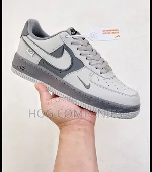 Quality Nike Sneakers Footwear With Box