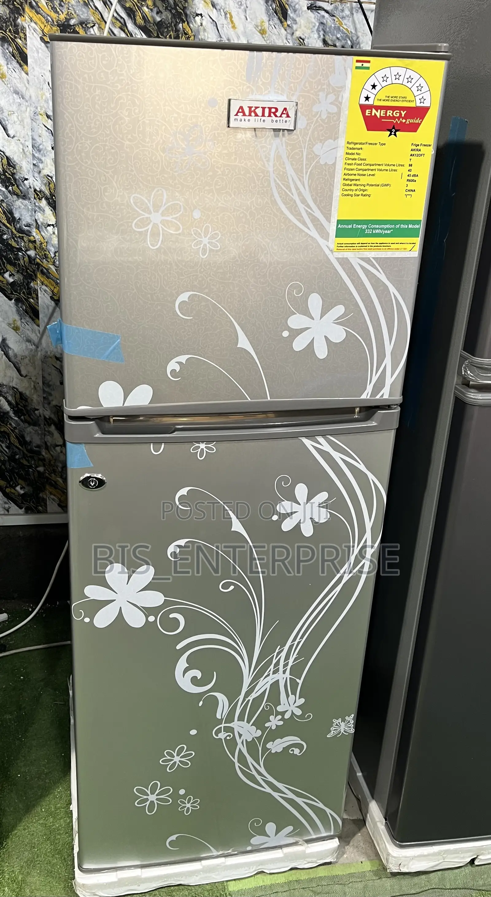 Akira Refrigerator Double Door 138 Liters