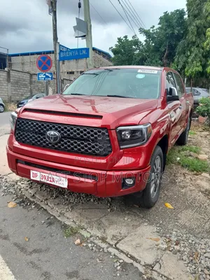 Toyota Tundra 2018 Red