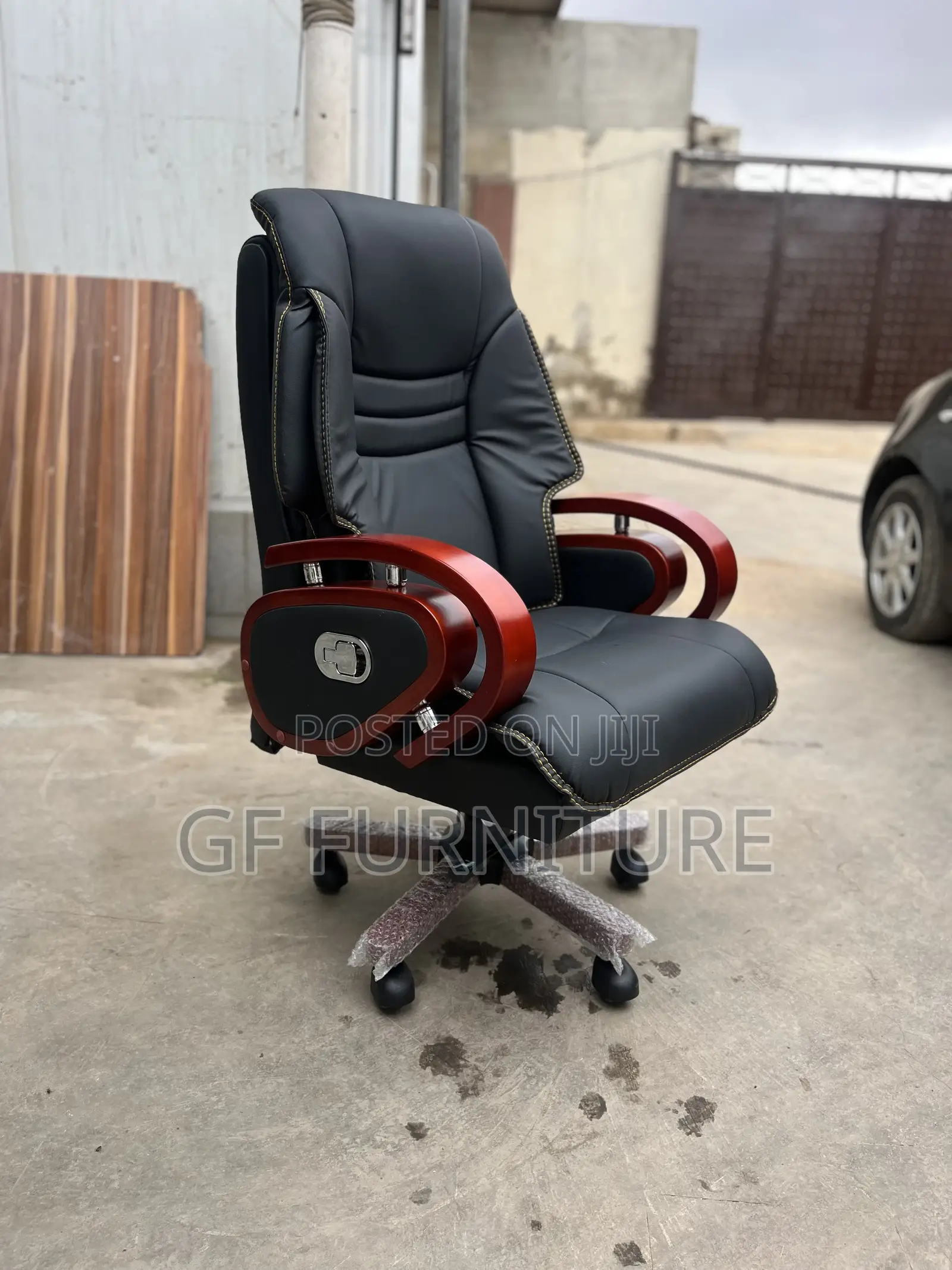 Luxury Executive High-Back Office Chair