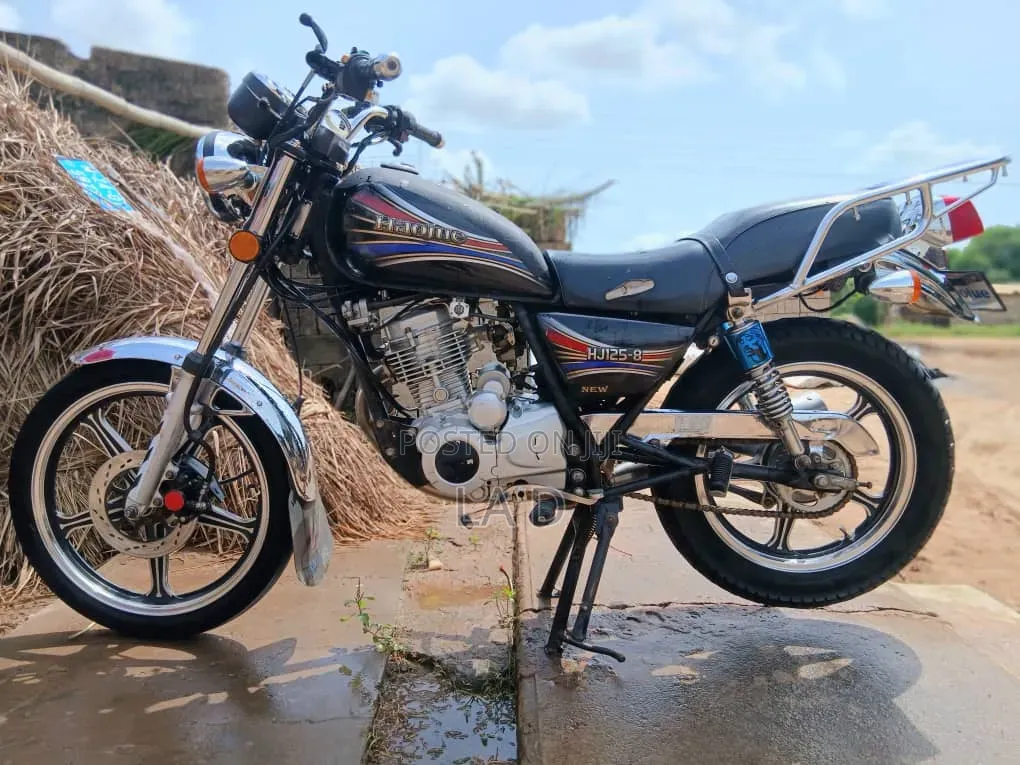 New Haojue HJ125-8K 2025 Black