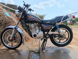 New Haojue HJ125-8K 2025 Black