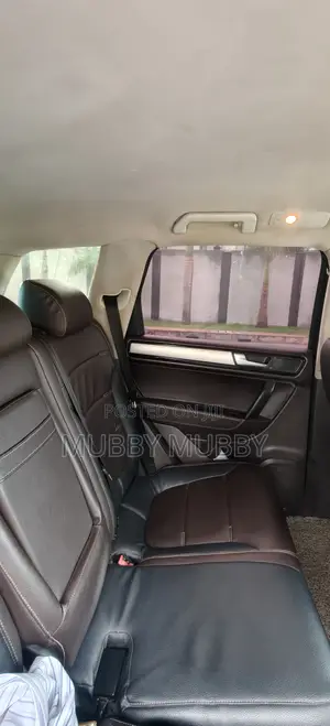 Volkswagen Touareg TDI Sport 2013 Brown