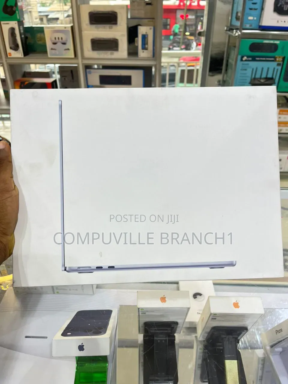 New Laptop Apple MacBook Air 2026 M5 13-inch 16GB Apple M5 SSD 512GB