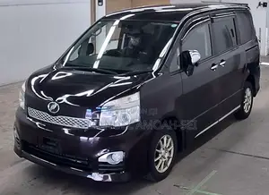 Toyota Voxy 2013 Black