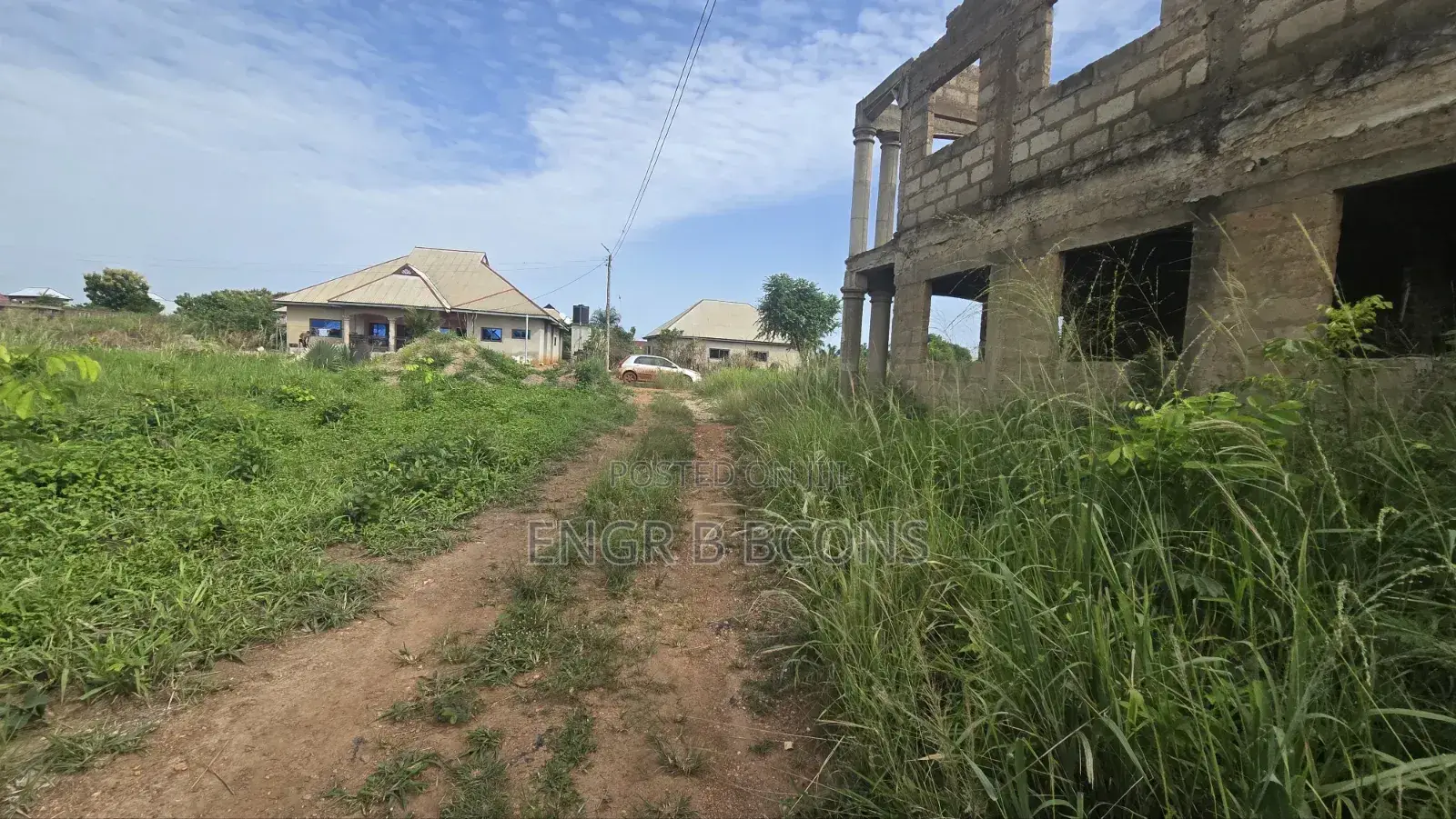 8bdrm Apartment in Residential House, Sunyani West for sale