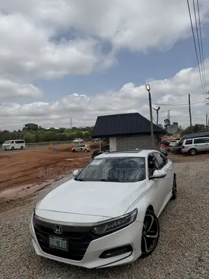 Honda Accord 2018 White