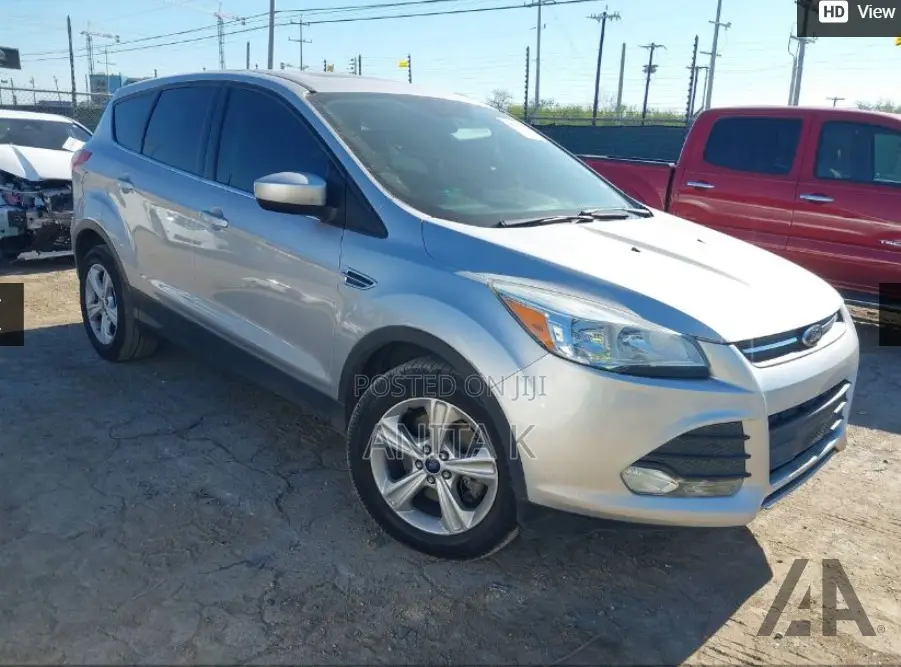 Ford Escape SE 4x4 2016 Gray