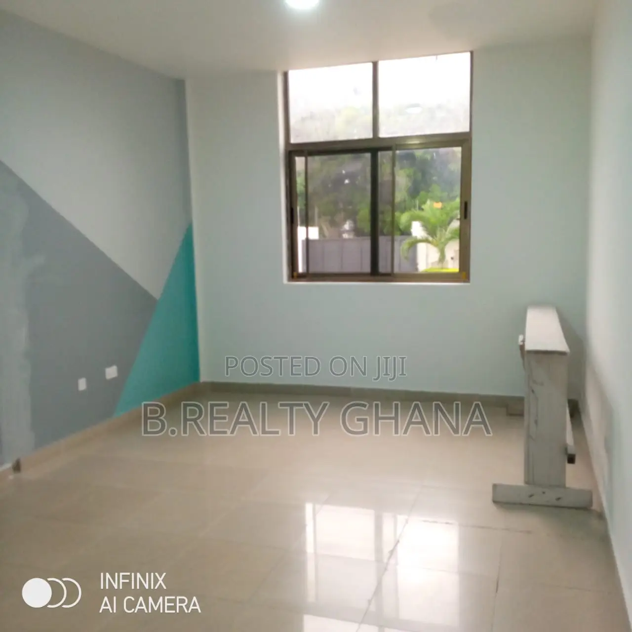 5bdrm House in Airport Residential Area for rent