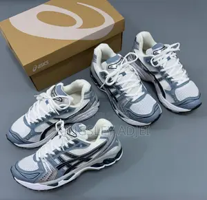 Asics Sneaker