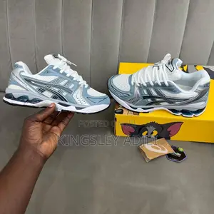 Asics Sneaker