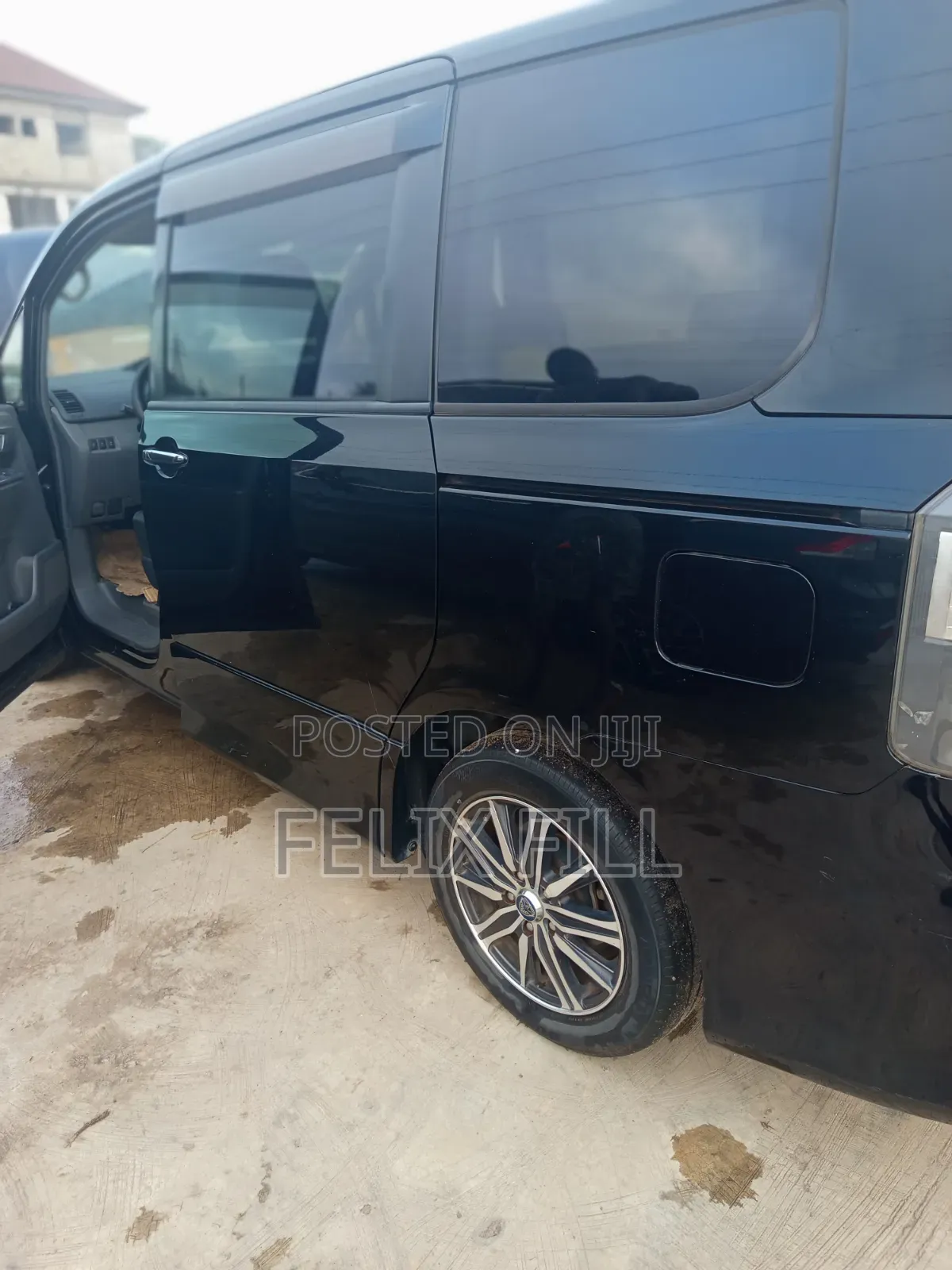 Toyota Voxy for Sale
