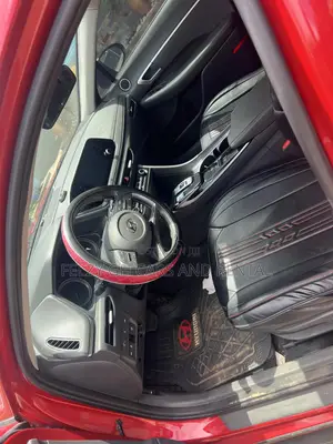 Hyundai Sonata SE 2020 Red