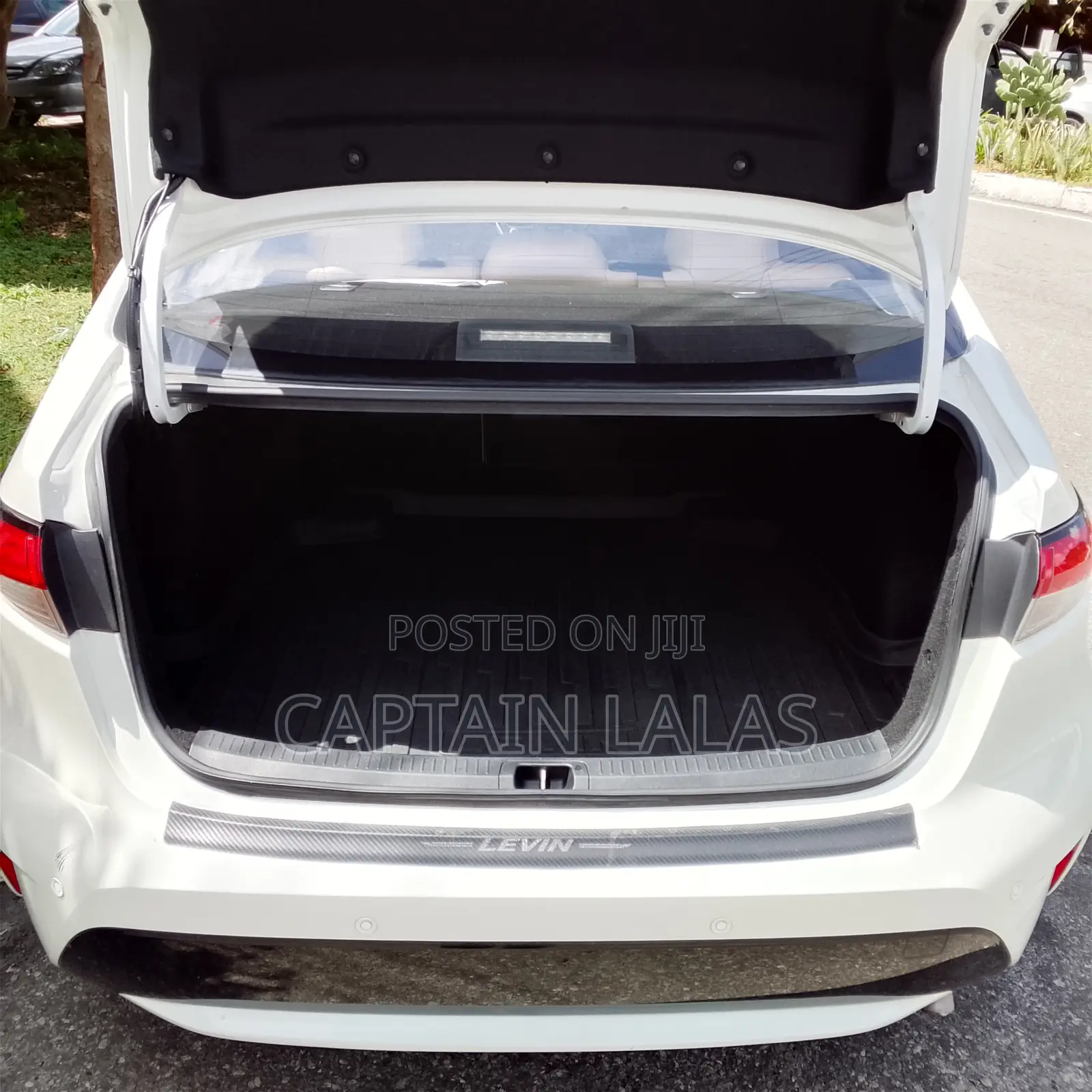 Toyota Corolla 2020 White