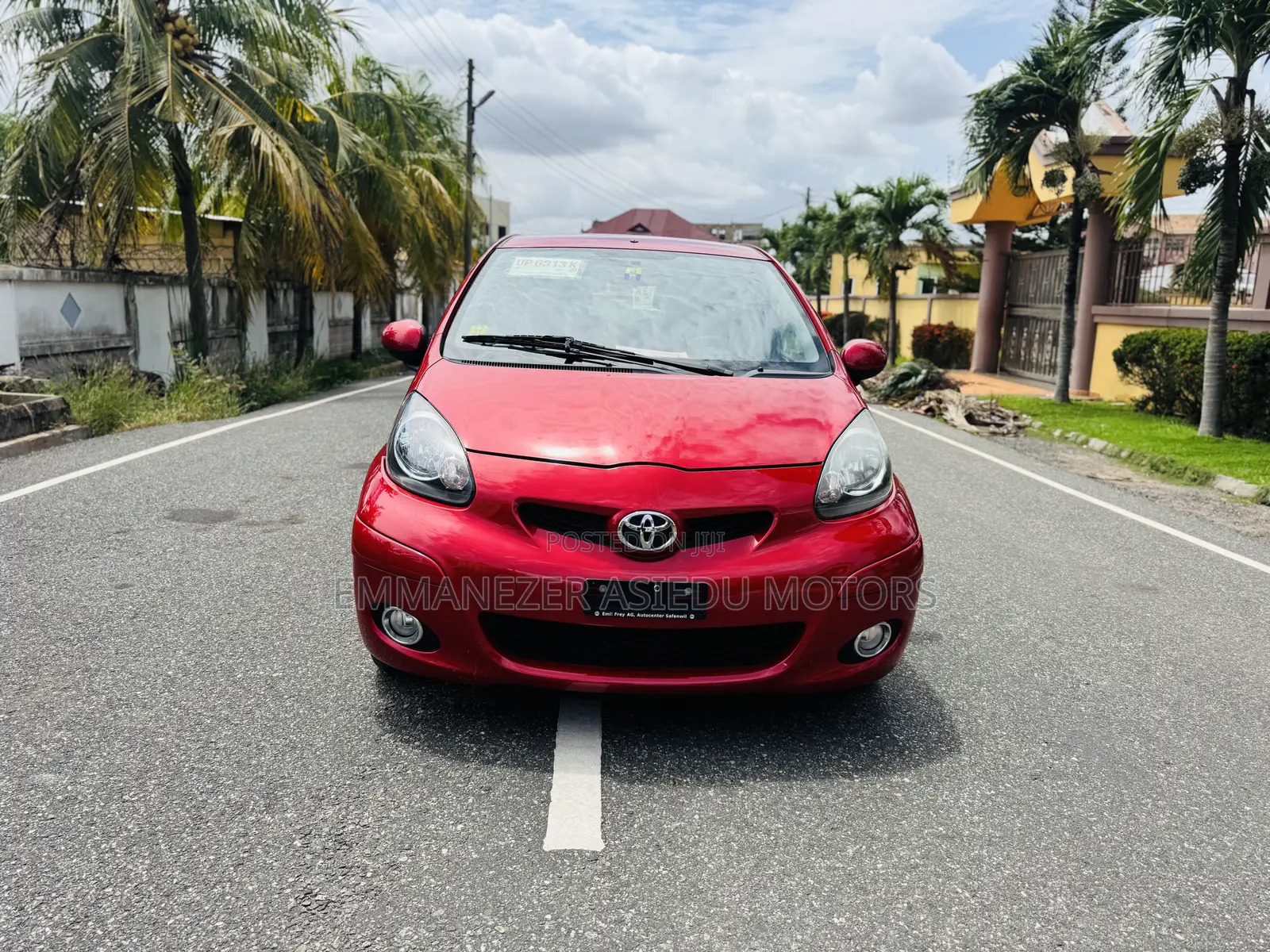 Toyota Vitz 1.3 FWD 5dr 2010 Red
