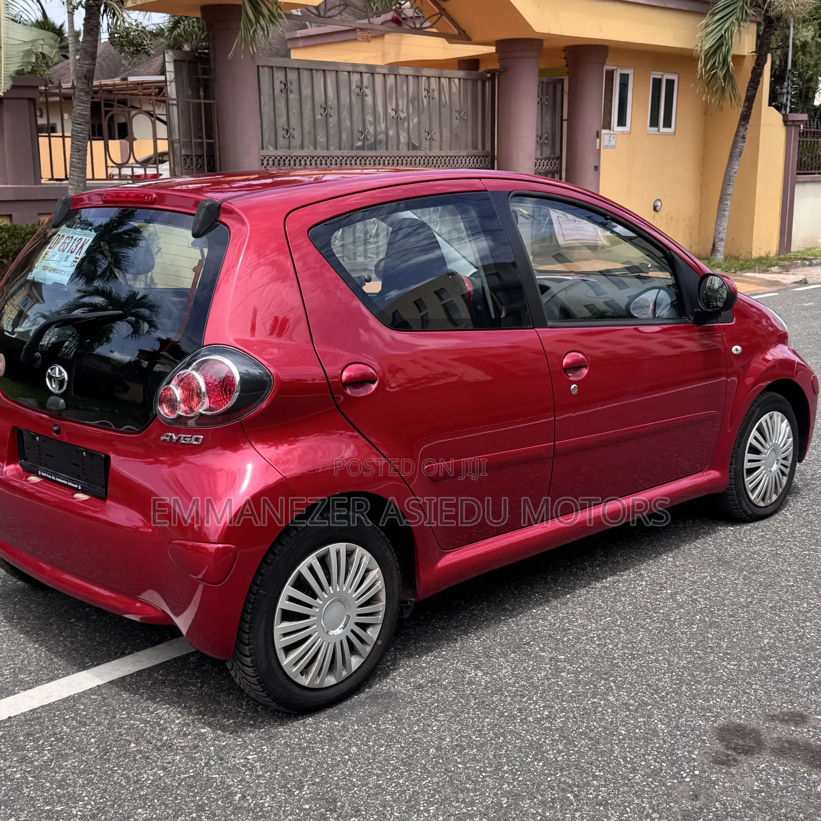 Toyota Yaris Base Hatchback 3dr 2010 Burgundy