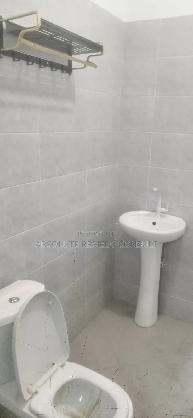 2bdrm Apartment in Pokuase for rent
