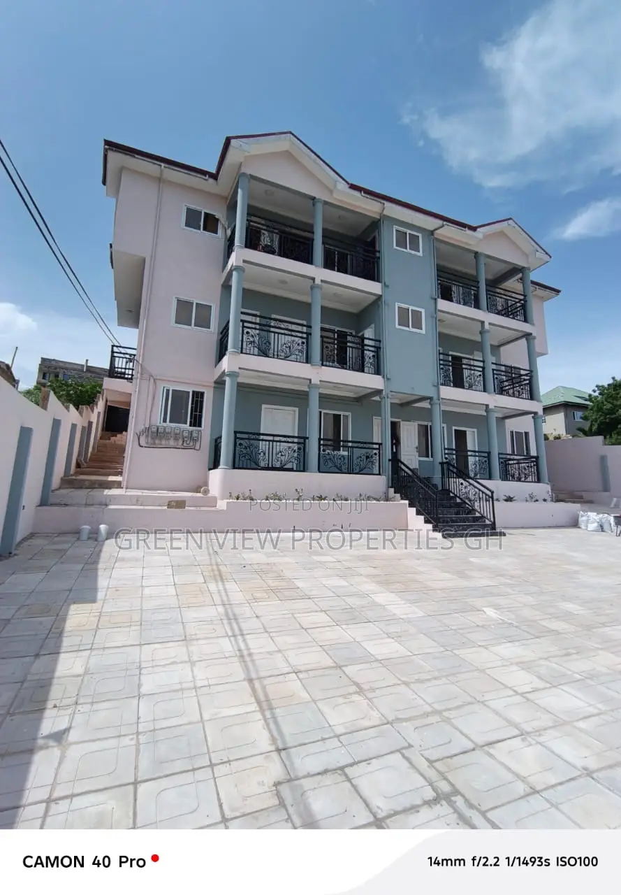 2bdrm Apartment in West Hills Mall Area for rent