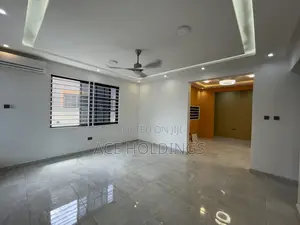 4bdrm Apartment in Ashaley Botwe for sale