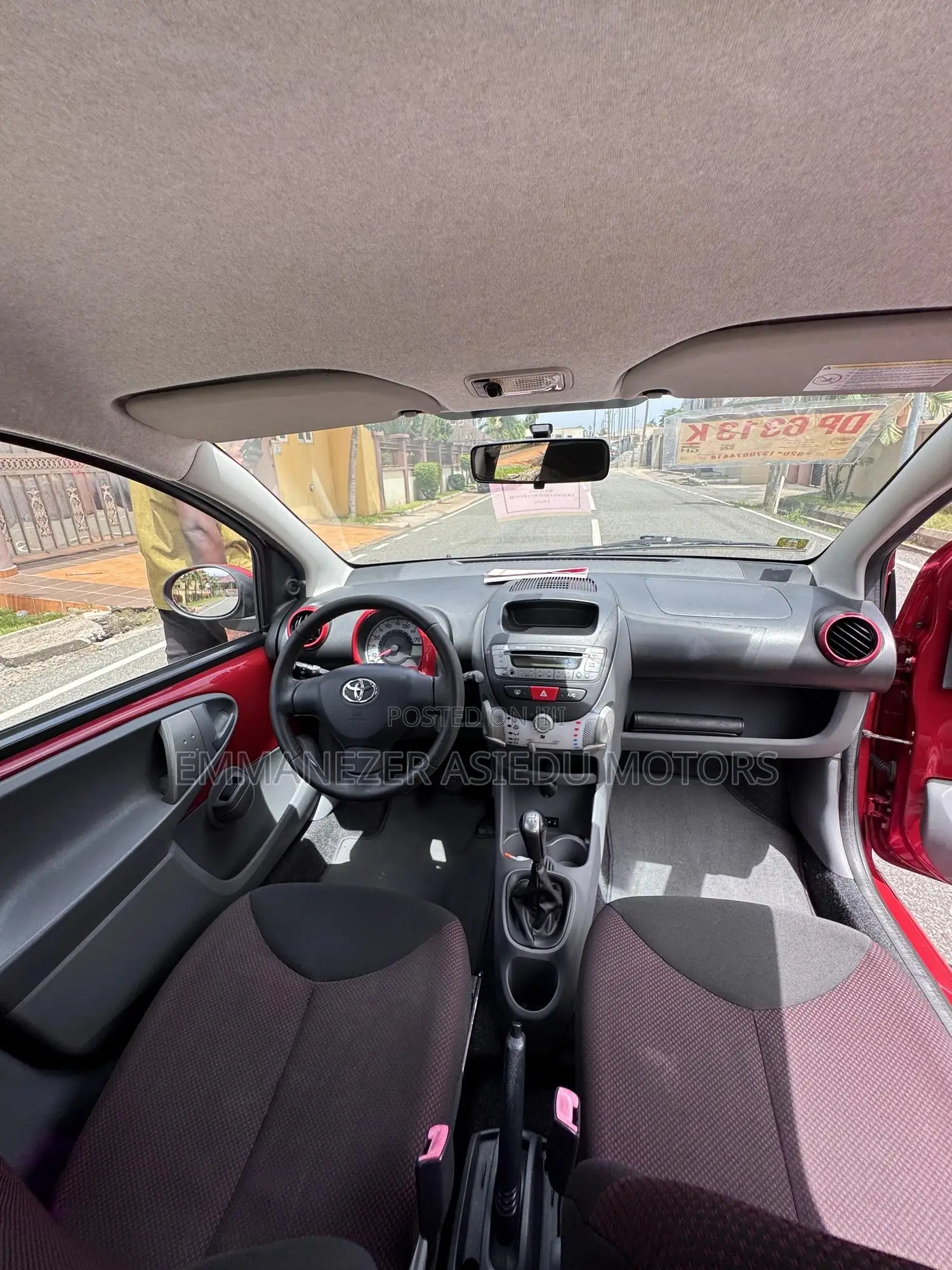 Toyota Yaris Base Hatchback 3dr 2010 Burgundy