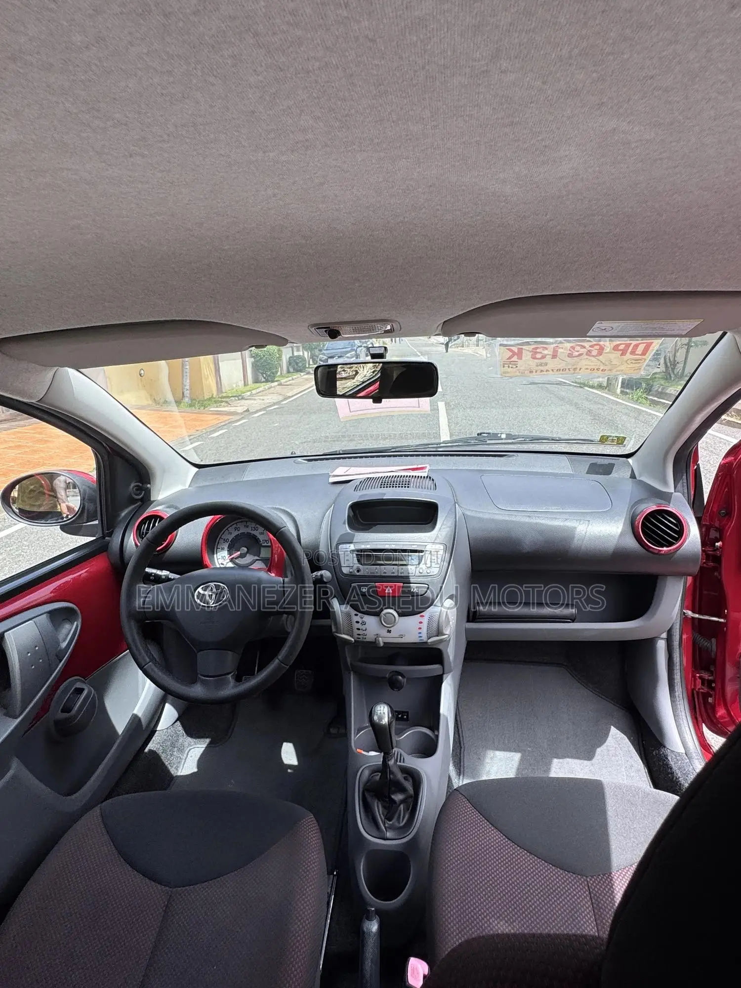 Toyota Yaris Base Hatchback 3dr 2010 Burgundy