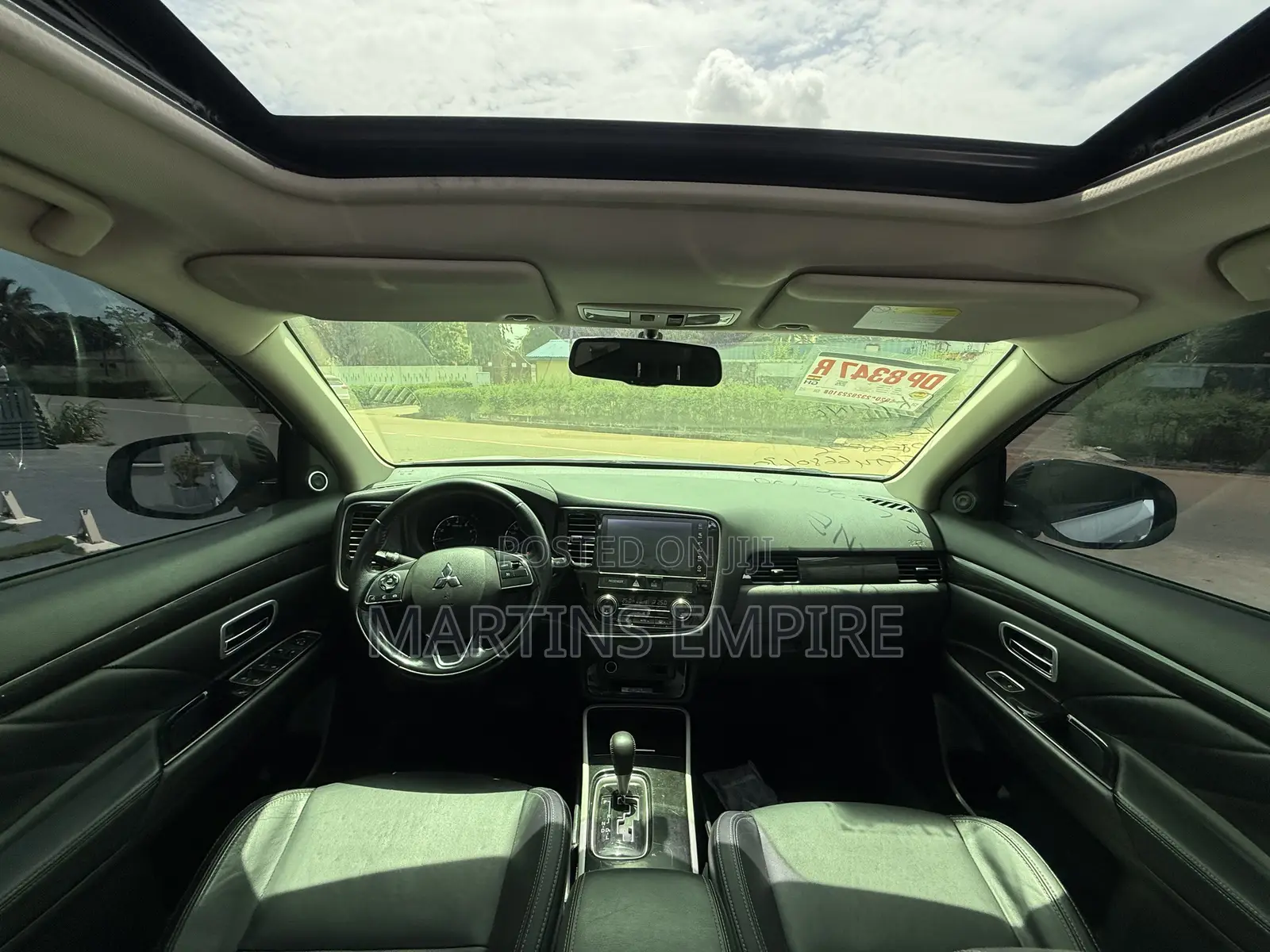 Mitsubishi Outlander SE FWD 2019 White
