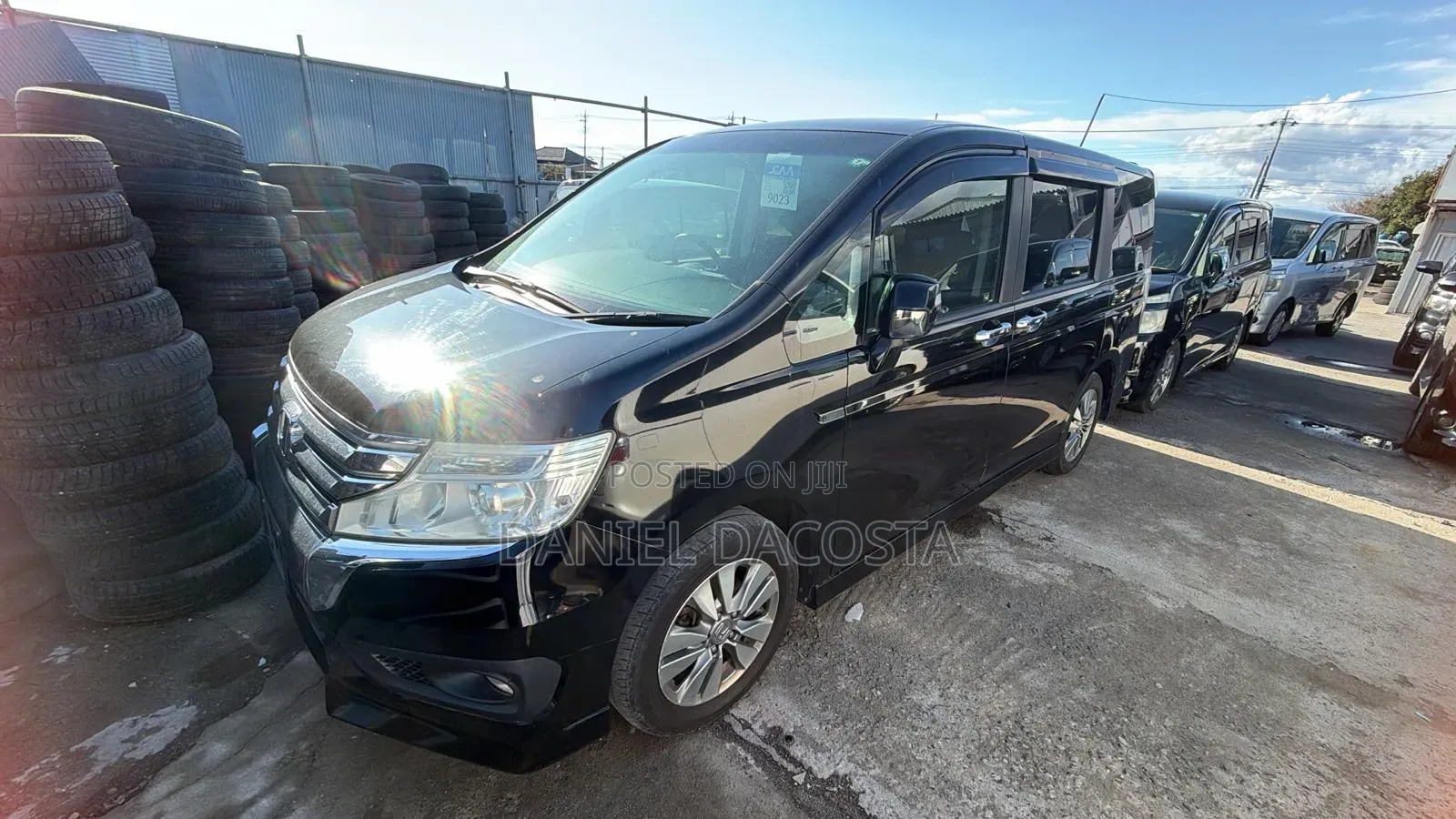 Toyota Vellfire 2011 White