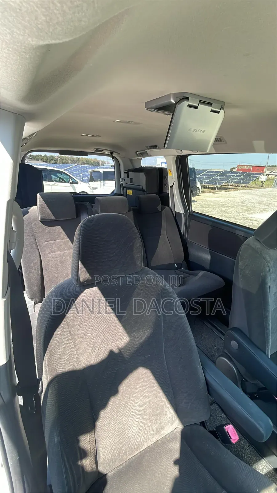 Toyota Vellfire 2011 White