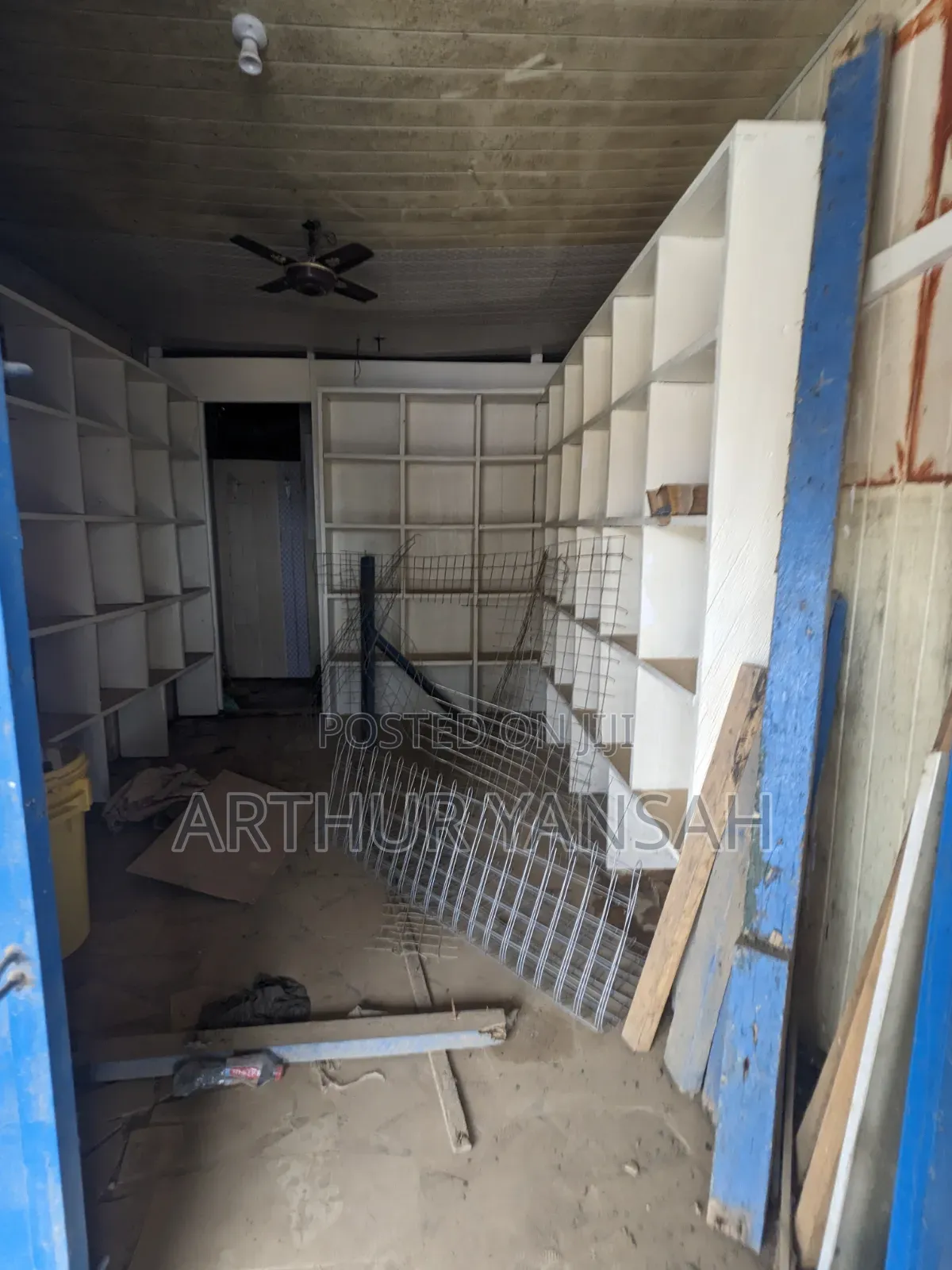 Container (Shop)