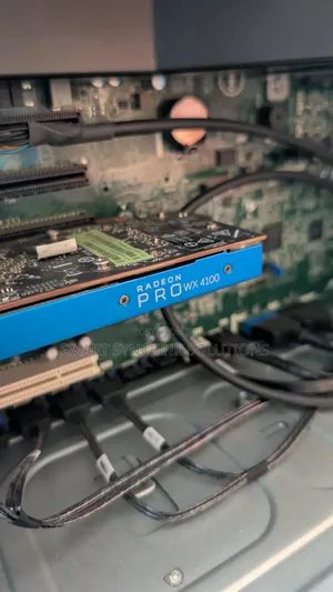 Desktop Computer Dell Precision 5820 64GB Intel Xeon SSD 2T