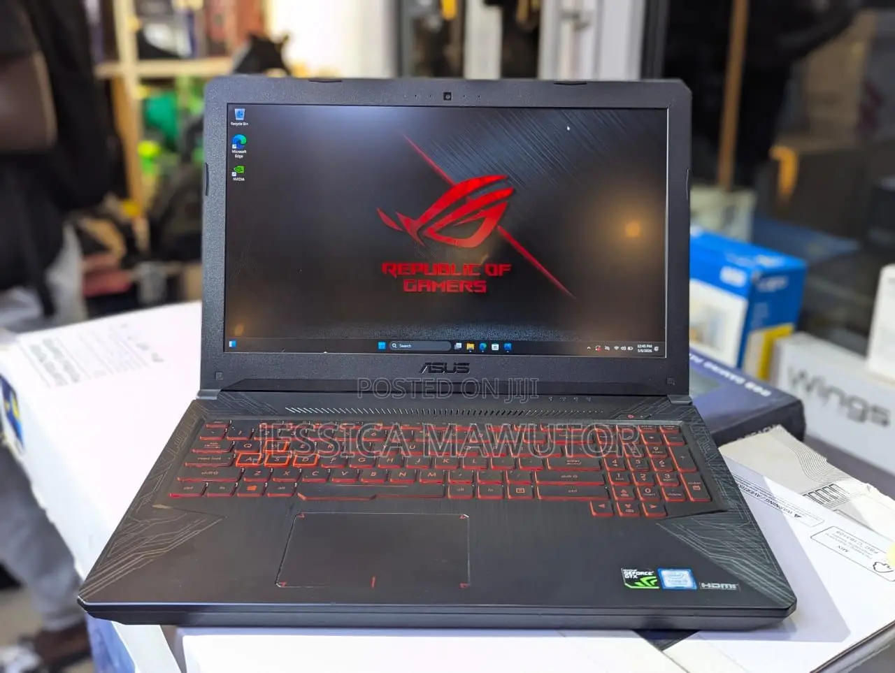 Laptop Asus TUF Gaming FX504 16GB Intel Core i5 SSD 256GB