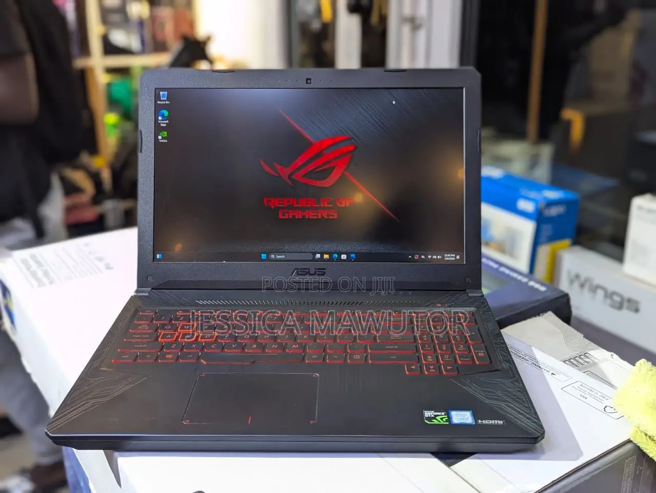 Laptop Asus TUF Gaming FX504 16GB Intel Core i5 SSD 256GB