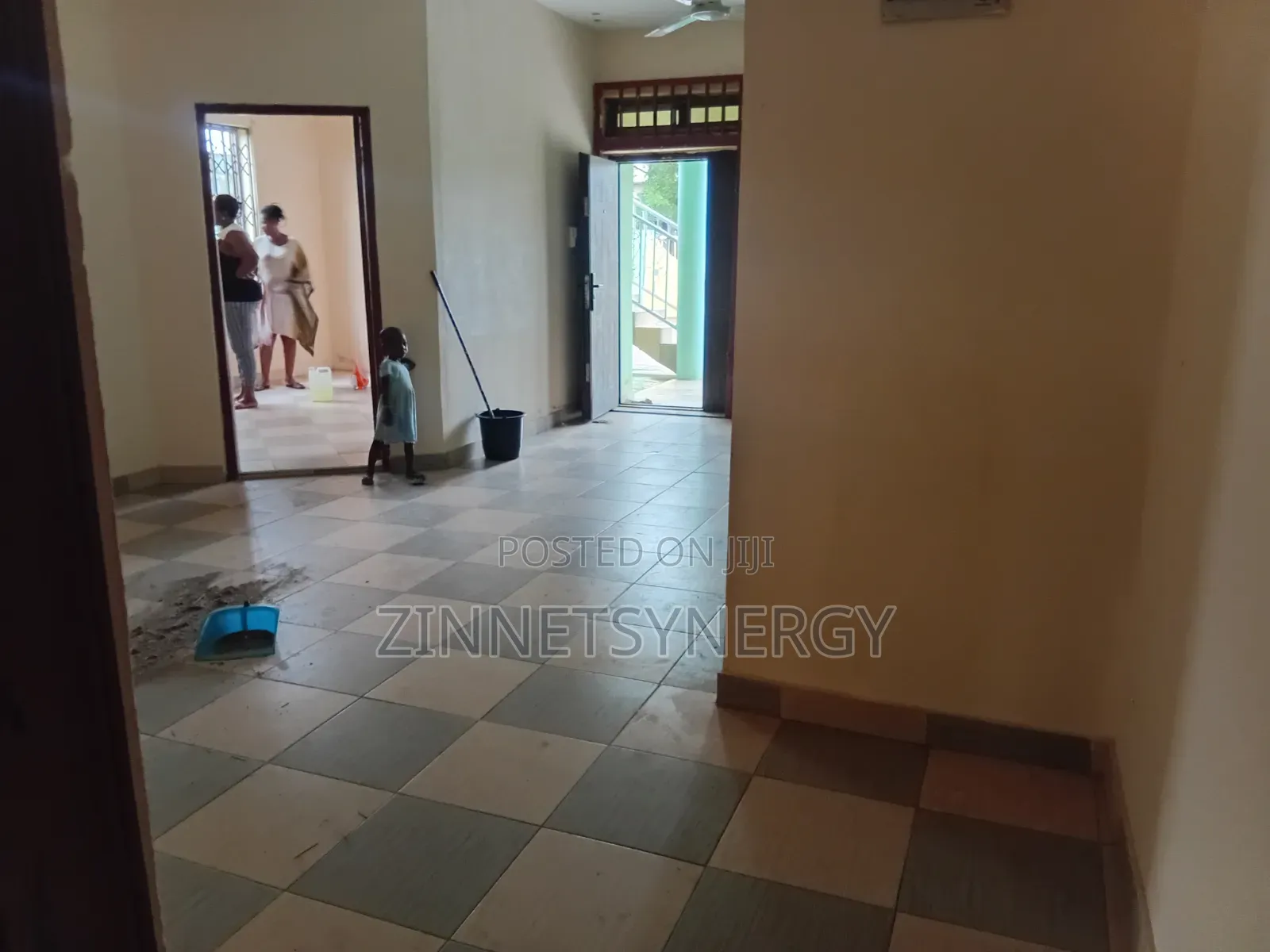 2bdrm Apartment in Tema C25, Community 25 for rent