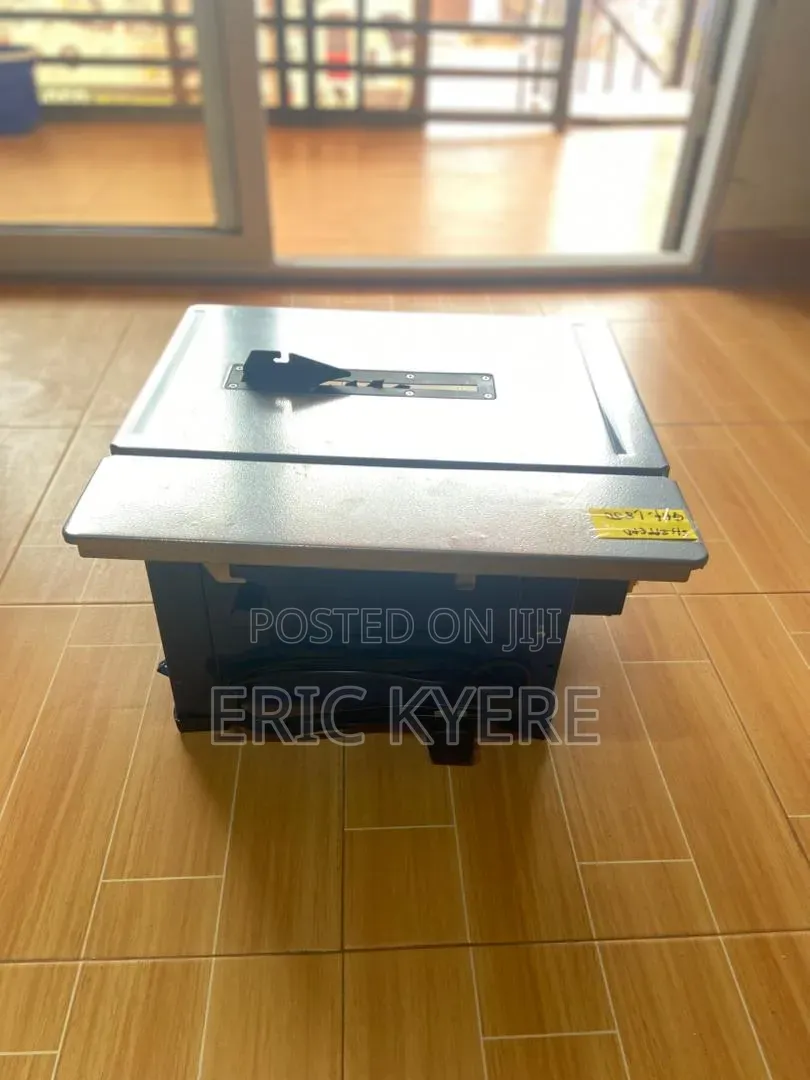 Portable Electric Mini Table Saw / Bench Saw Machine