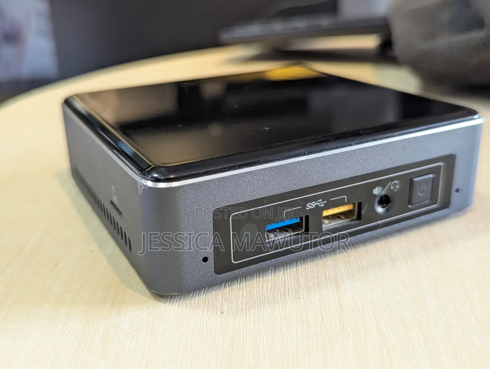 Desktop Computer 8GB Intel Core i3 SSD 256GB