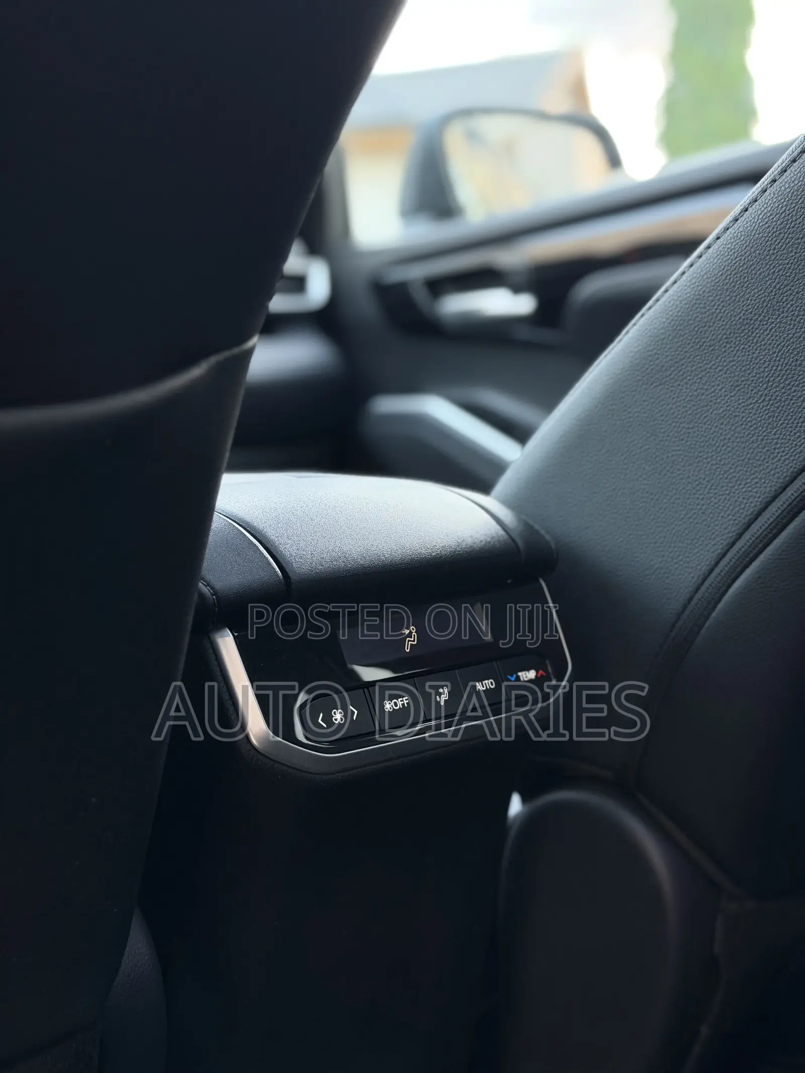 Toyota Highlander Limited AWD 2023 Black
