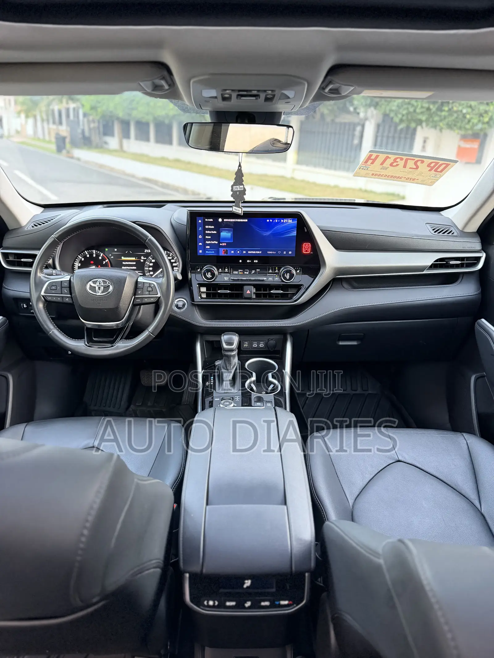 Toyota Highlander Limited AWD 2023 Black