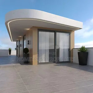 4bdrm Duplex in East Airport for sale