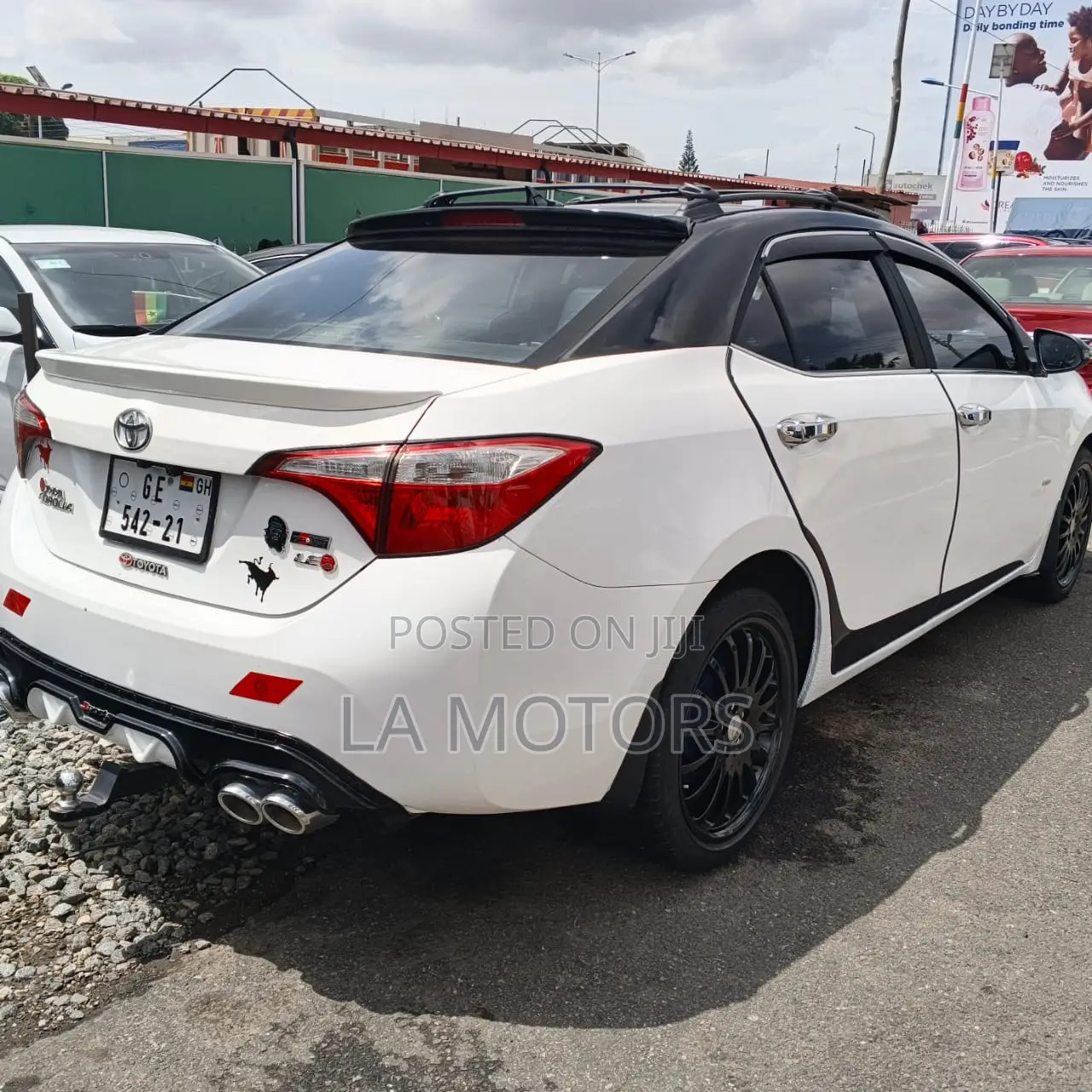 Toyota Corolla 2016 White