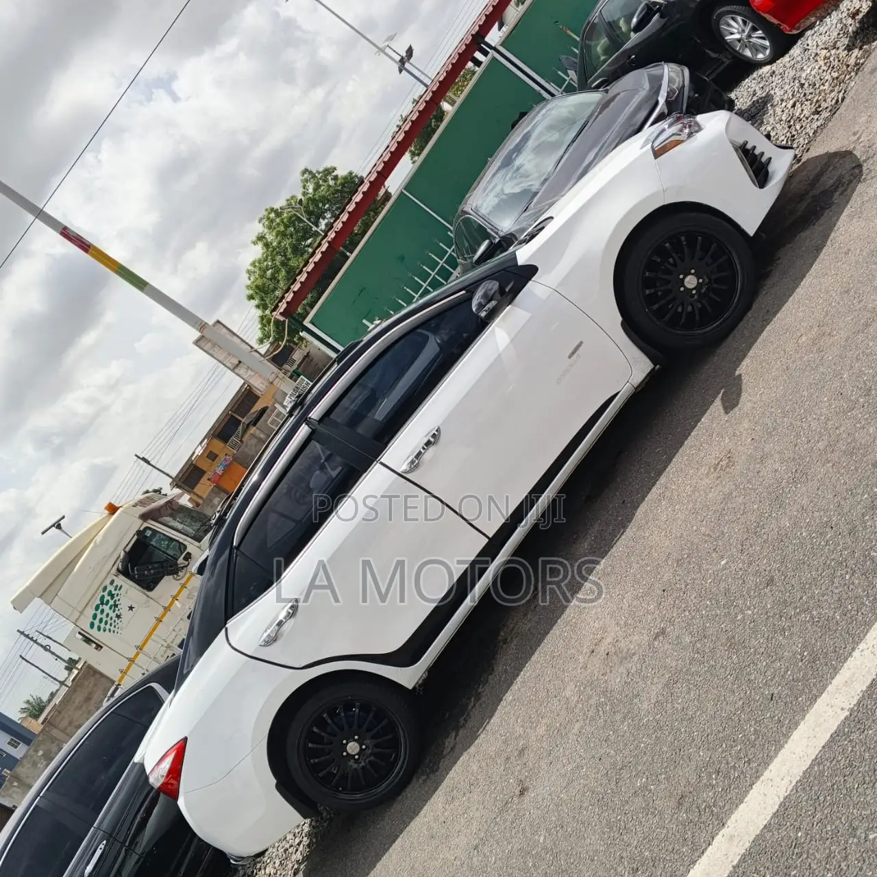 Toyota Corolla 2016 White