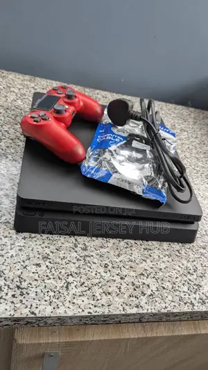 Ps4 Slim With 8 Nice Games and One Pad