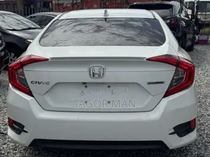 Honda Civic 2018 White