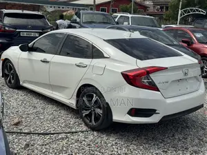 Honda Civic 2018 White