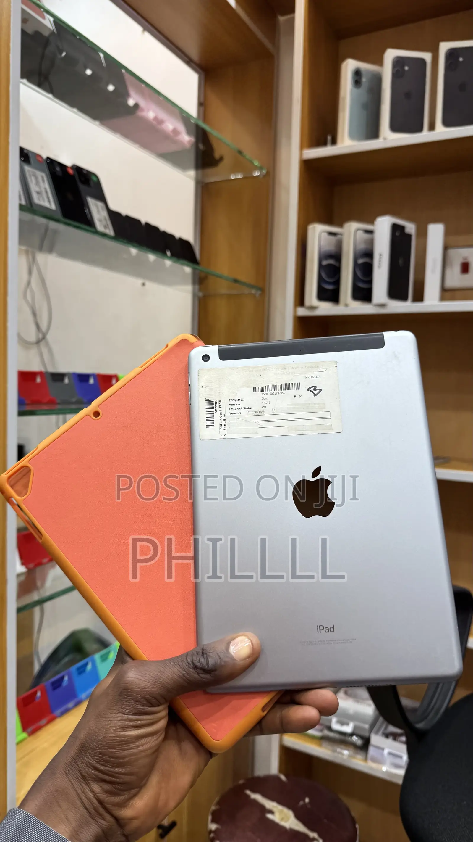 Apple iPad 9.7 32 GB Gray